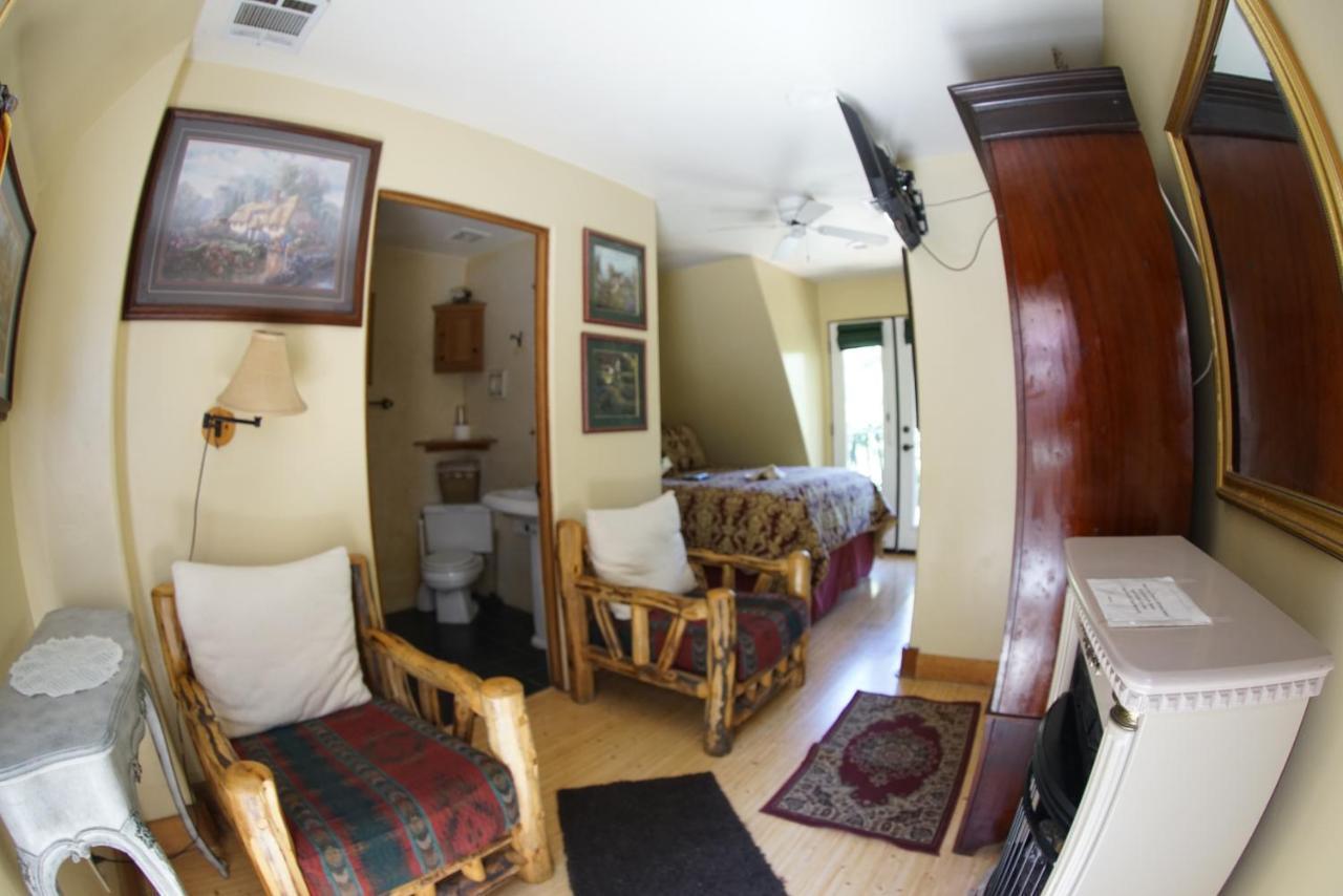Fleur De Lac Europeran Inn Lake Arrowhead Exteriér fotografie