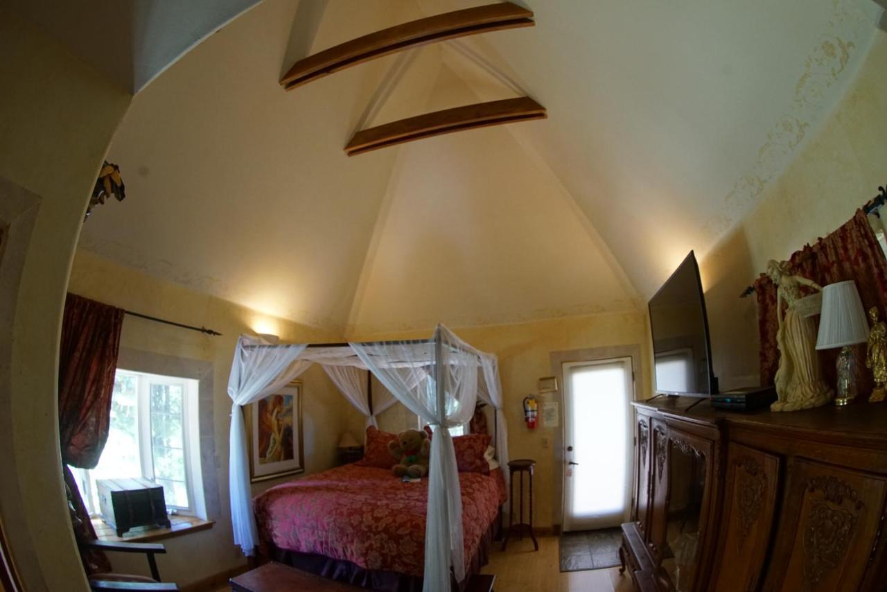 Fleur De Lac Europeran Inn Lake Arrowhead Exteriér fotografie